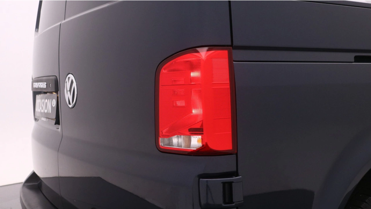 VW Bedrijfswagens Transporter L2H1 Dubbel Cabine 2.0 TDI 110pk