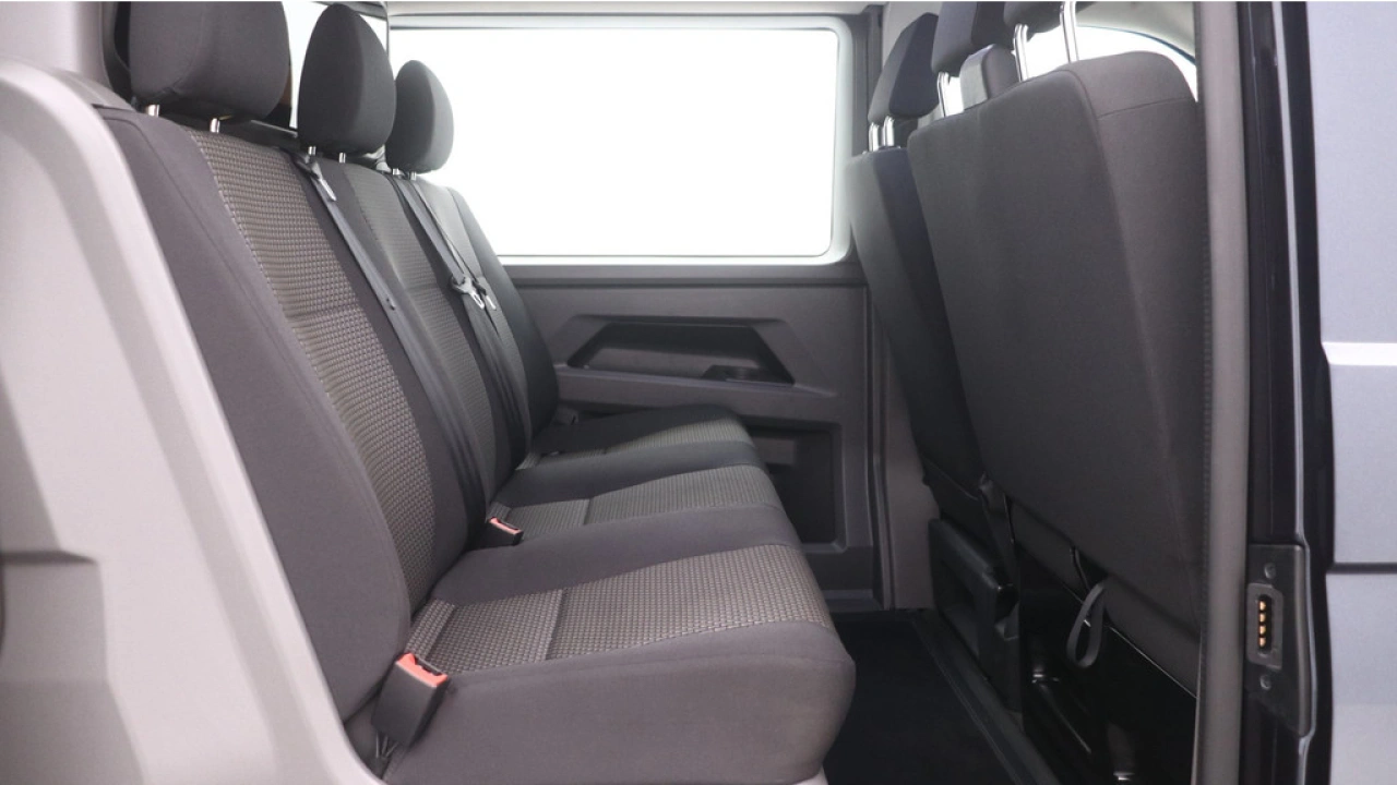 VW Bedrijfswagens Transporter L2H1 Dubbel Cabine 2.0 TDI 110pk