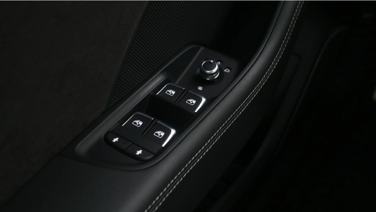 Audi A3 Sportback 35 TFSI CoD Advance Sport | Digitale cockpit | B&O | Comfort sleutel |