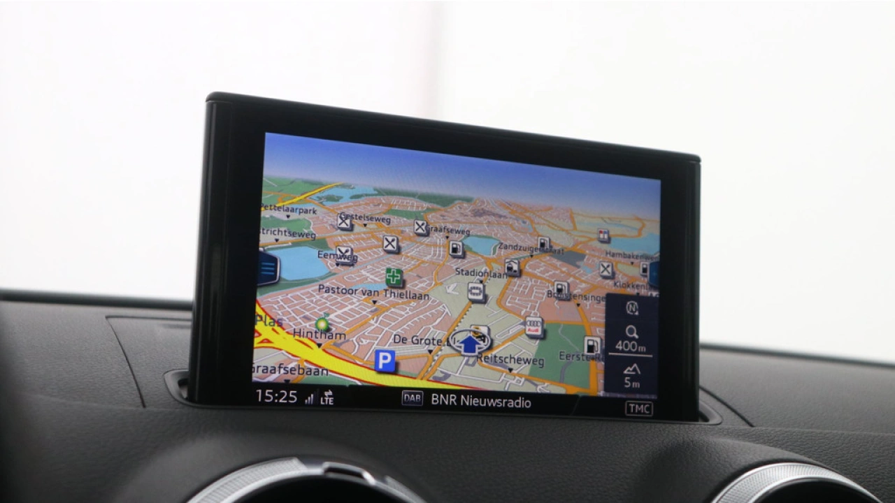 Audi A3 Sportback 35 TFSI CoD Advance Sport | Digitale cockpit | B&O | Comfort sleutel |