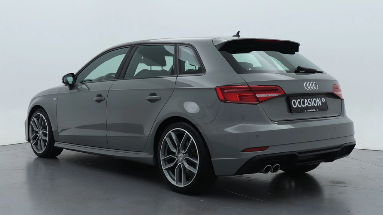 Audi A3 Sportback 35 TFSI CoD Advance Sport | Digitale cockpit | B&O | Comfort sleutel |