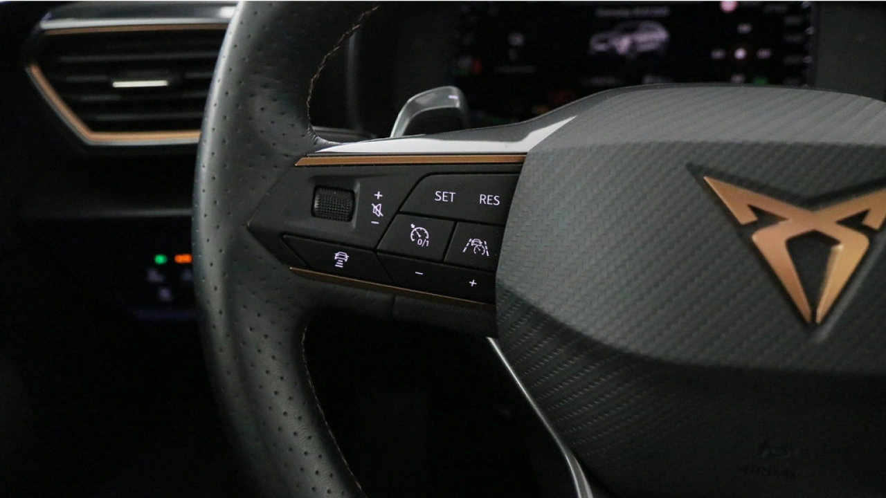 CUPRA Formentor 1.4 TSI eHybrid 204pk PHEV Adrenaline