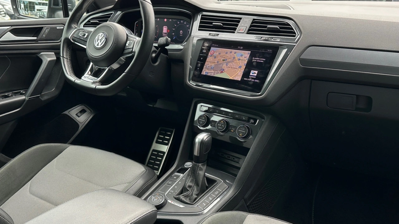 Volkswagen Tiguan Allspace 2.0 TSI 190pk DSG 4Motion Highline Business R 7p. Panoramadak