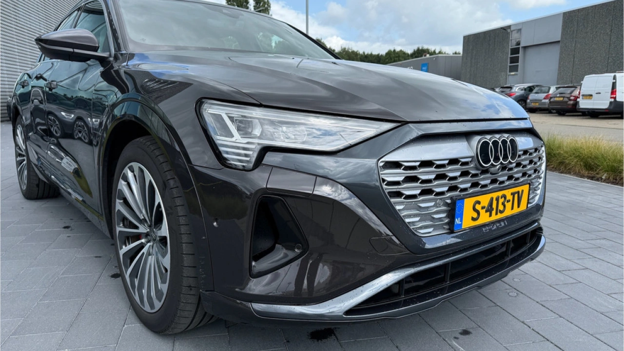 Audi Q8 e-tron 55 quattro Advanced Edition 115 kWh | Stoelventilatie | Trekhaak | B&O | Panorama dak |
