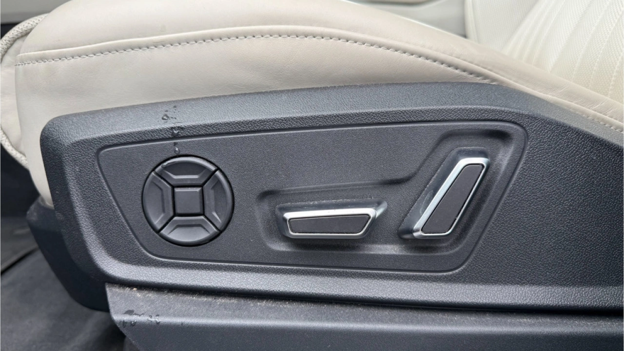 Audi Q8 e-tron 55 quattro Advanced Edition 115 kWh | Stoelventilatie | Trekhaak | B&O | Panorama dak |