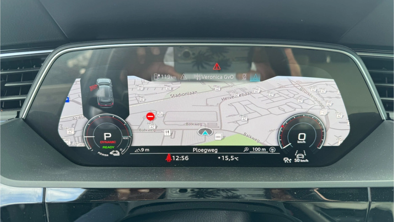 Audi Q8 e-tron 55 quattro Advanced Edition 115 kWh | Stoelventilatie | Trekhaak | B&O | Panorama dak |