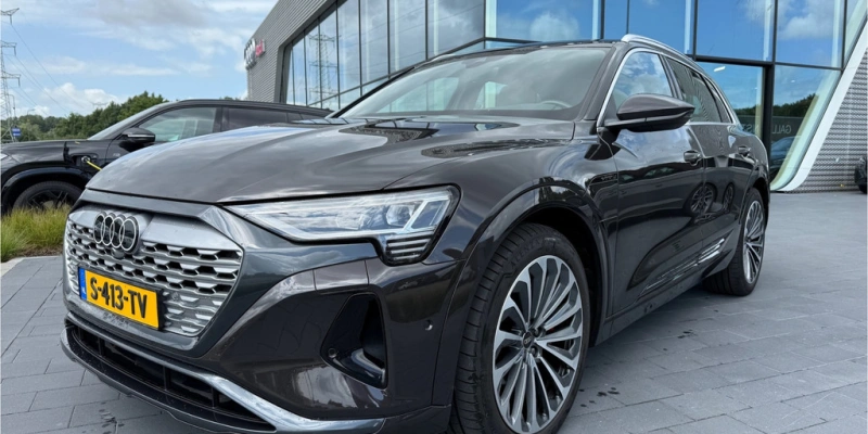 Audi Q8 e-tron 55 quattro Advanced Edition 115 kWh | Stoelventilatie | Trekhaak | B&O | Panorama dak |