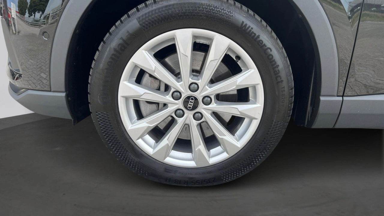 Audi Q3 45 TFSI e 245Pk Advanced Edition / Trekhaak / Stoelverwarming / PDC V+A