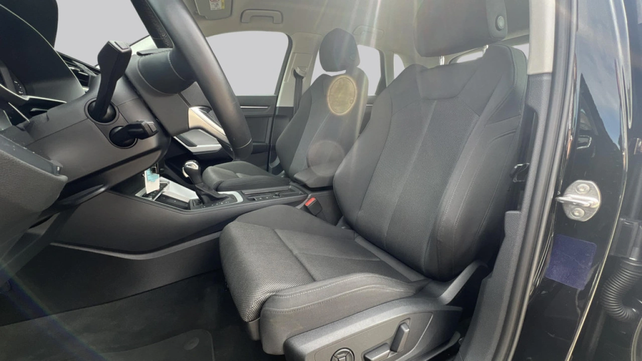 Audi Q3 45 TFSI e 245Pk Advanced Edition / Trekhaak / Stoelverwarming / PDC V+A