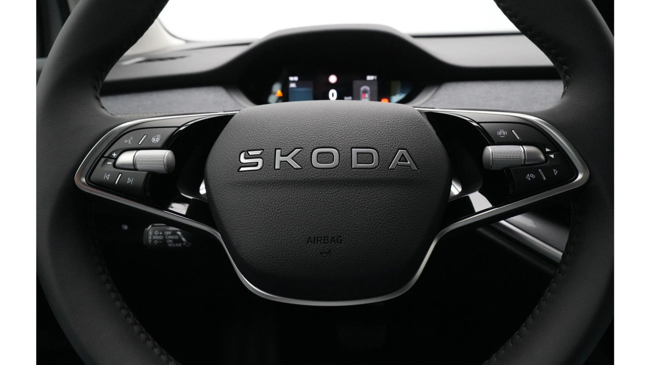 Škoda Elroq 85 Elektromotor 286 1AT Business Edition - Tour