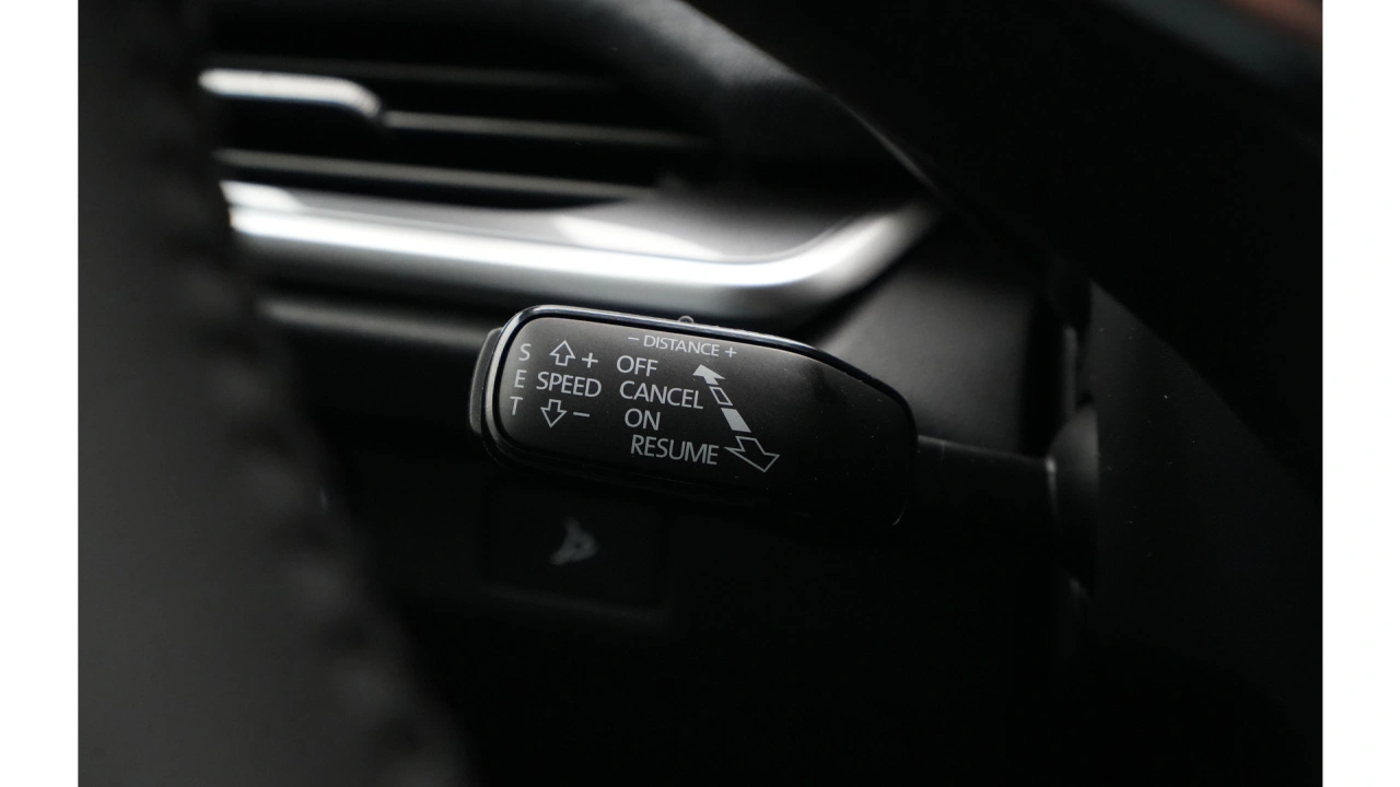 Škoda Elroq 85 Elektromotor 286 1AT Business Edition - Tour