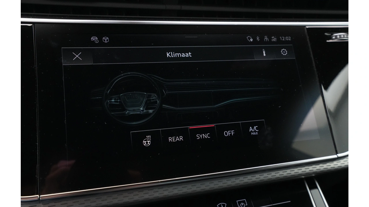 Audi Q8 60 TFSI e 490 Tiptronic Pro Line S Competition