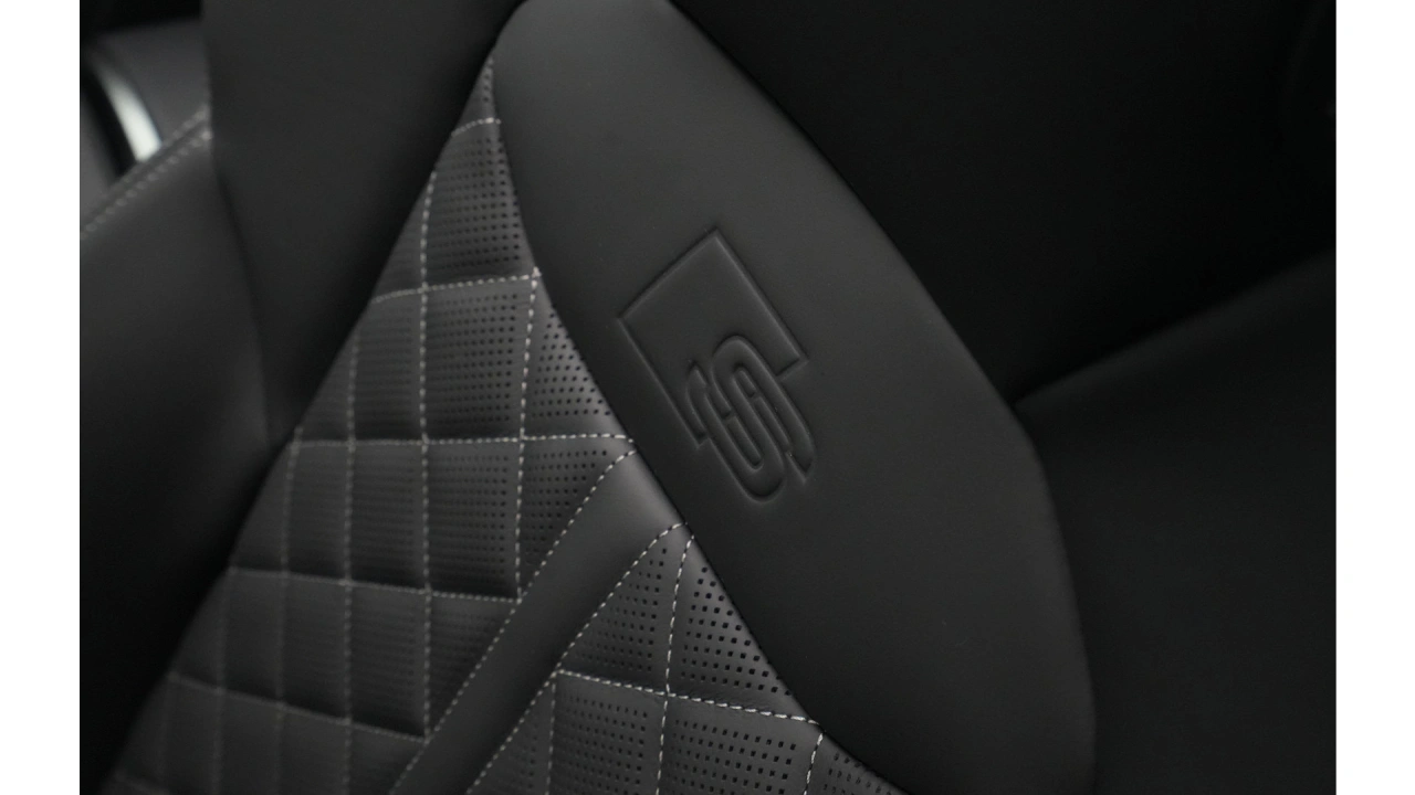 Audi Q8 60 TFSI e 490 Tiptronic Pro Line S Competition