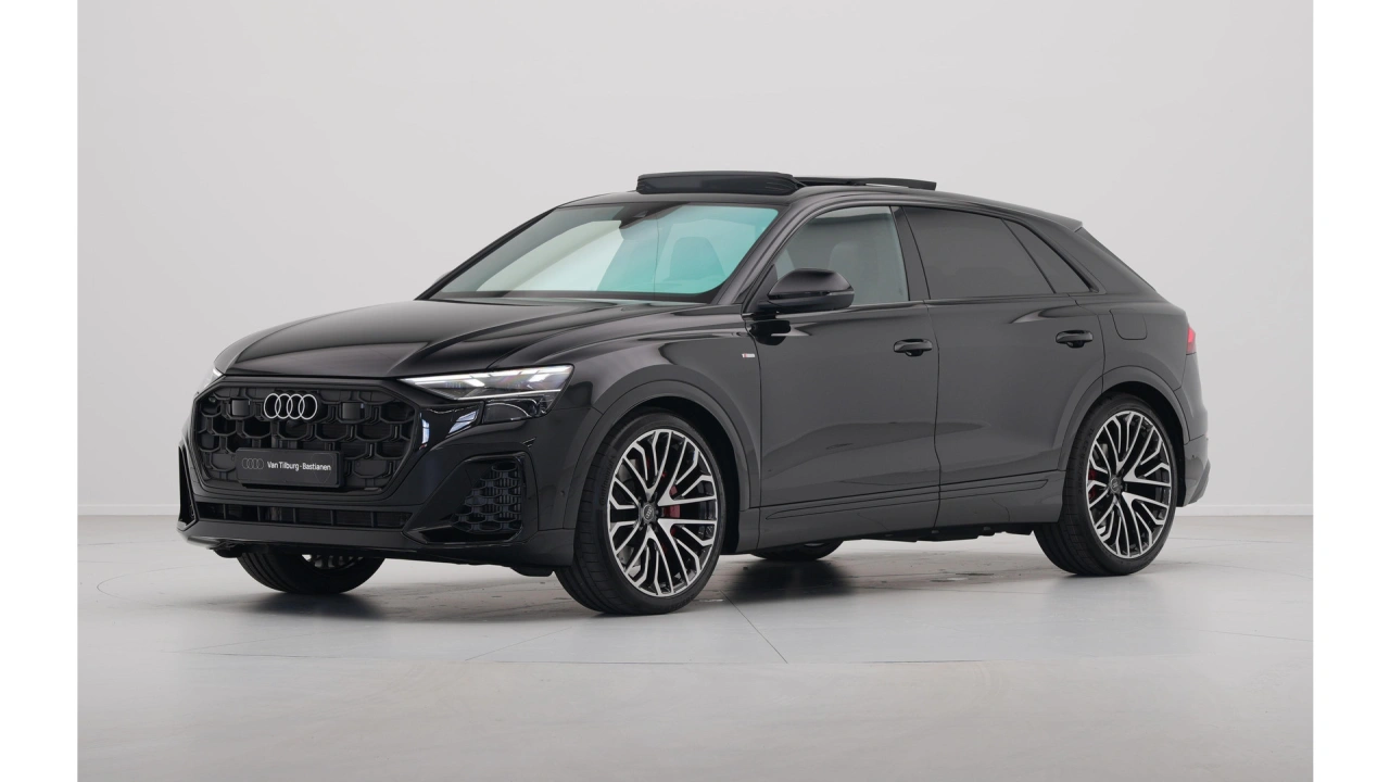 Audi Q8 60 TFSI e 490 Tiptronic Pro Line S Competition