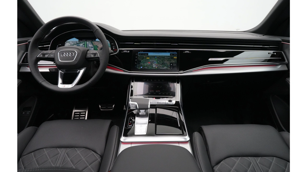 Audi Q8 60 TFSI e 490 Tiptronic Pro Line S Competition
