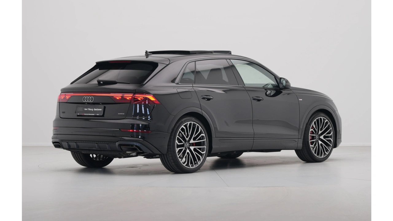 Audi Q8 60 TFSI e 490 Tiptronic Pro Line S Competition