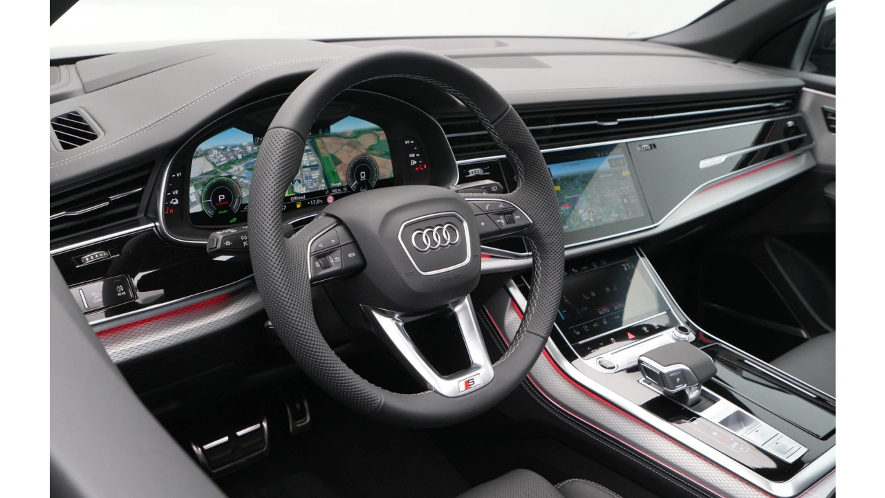 Audi Q8 60 TFSI e 490 Tiptronic Pro Line S Competition