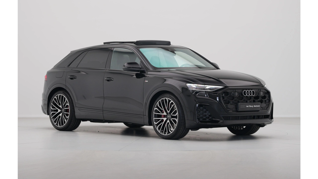 Audi Q8 60 TFSI e 490 Tiptronic Pro Line S Competition