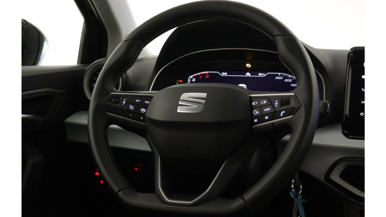SEAT Arona 1.0 EcoTSI 95 5MT Style Business Connect