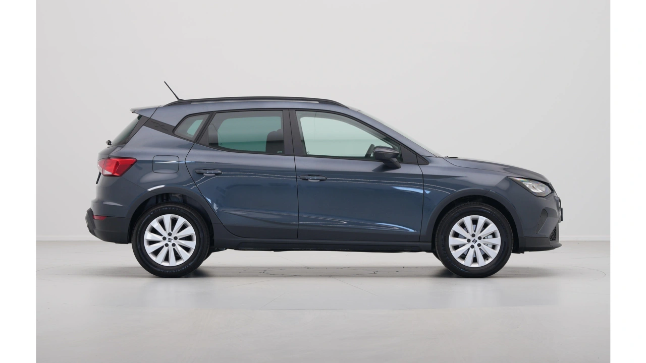 SEAT Arona 1.0 EcoTSI 95 5MT Style Business Connect