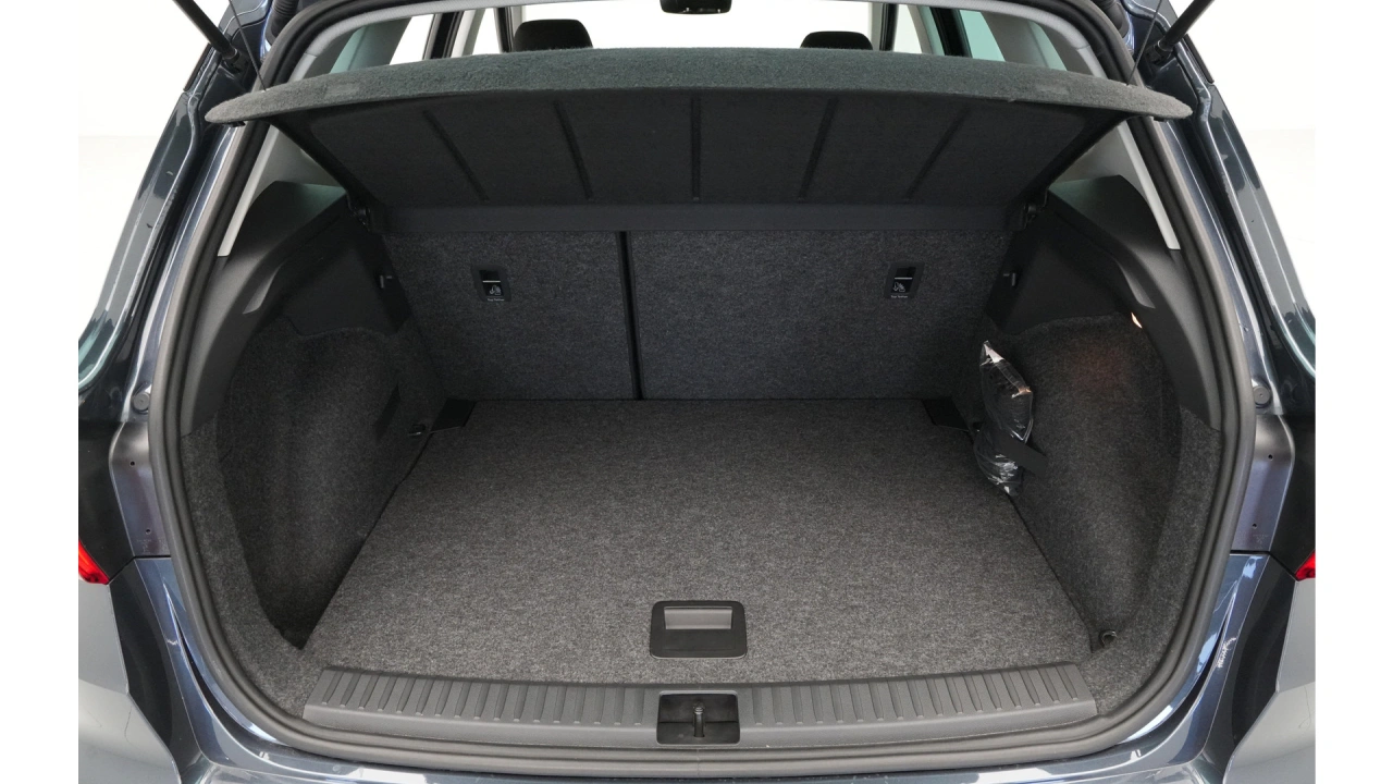 SEAT Arona 1.0 EcoTSI 95 5MT Style Business Connect