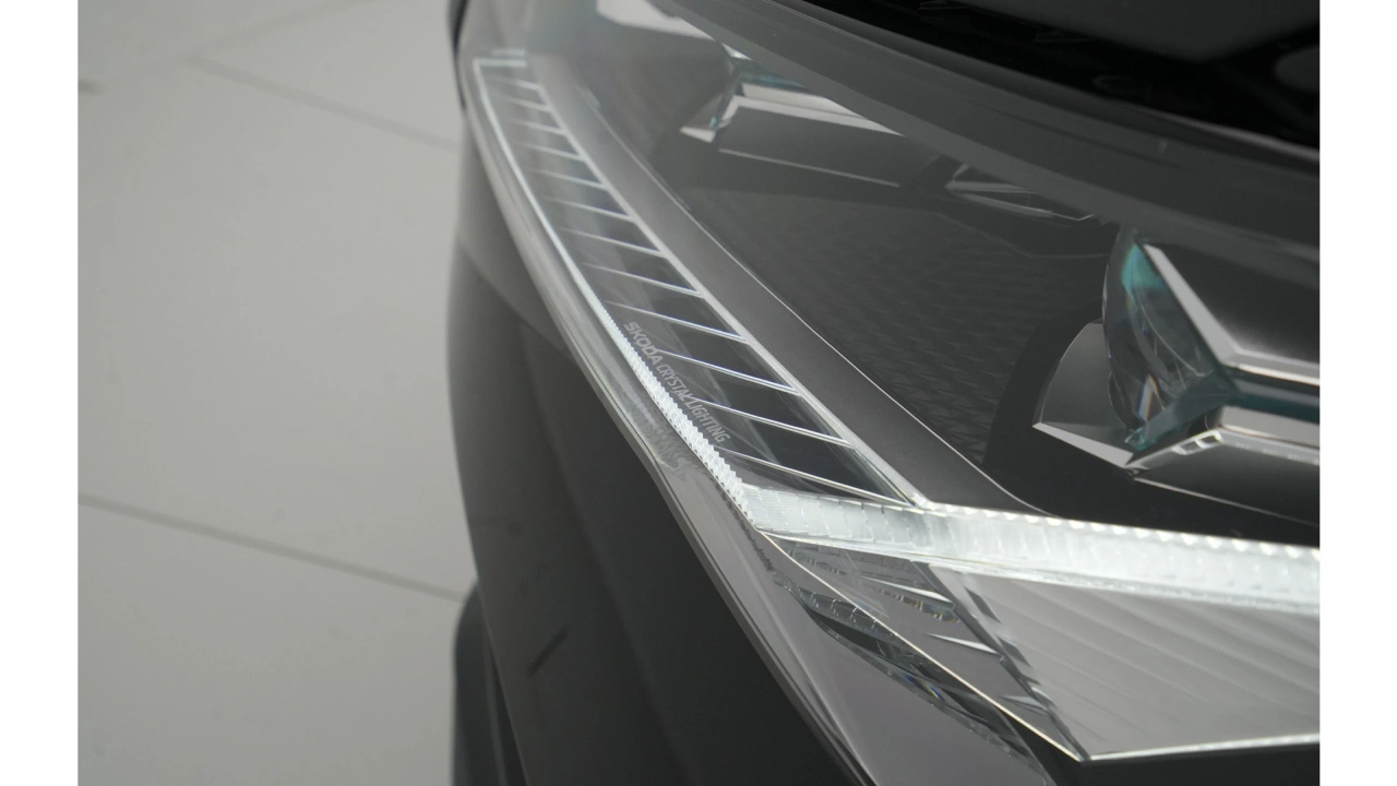 Škoda Superb Combi 1.5 TSI iV 204 6DSG Sportline Business