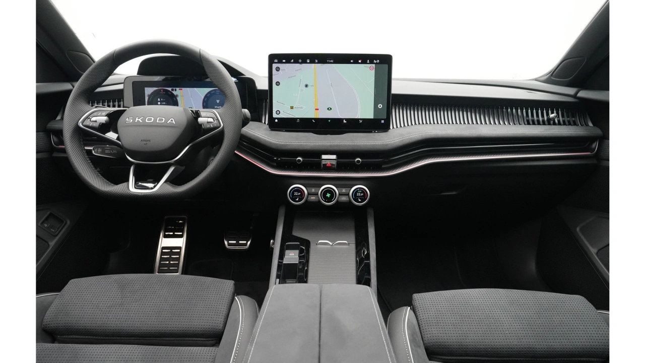 Škoda Superb Combi 1.5 TSI iV 204 6DSG Sportline Business