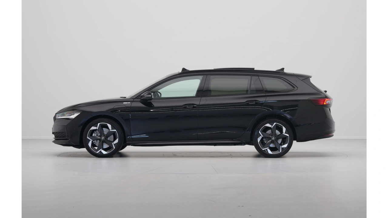 Škoda Superb Combi 1.5 TSI iV 204 6DSG Sportline Business