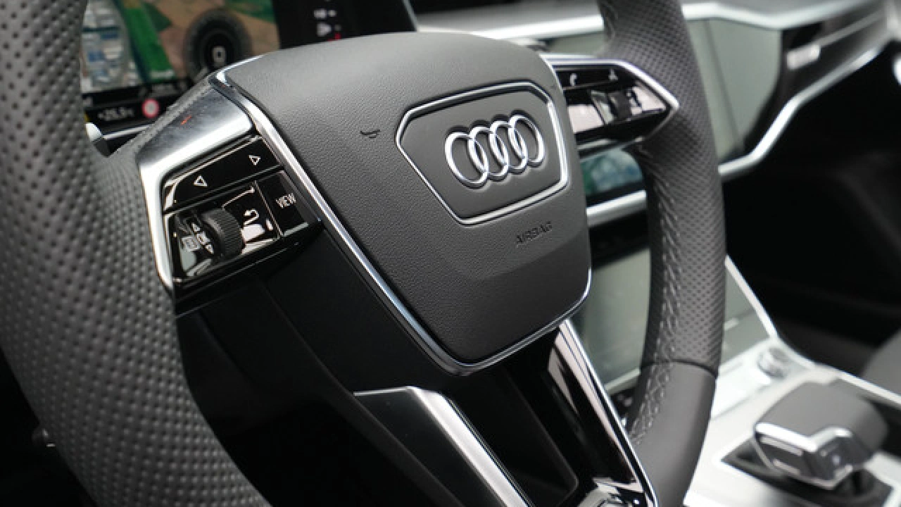 Audi A6 Avant 50 TFSI e quattro 299 S tronic S edition Competition