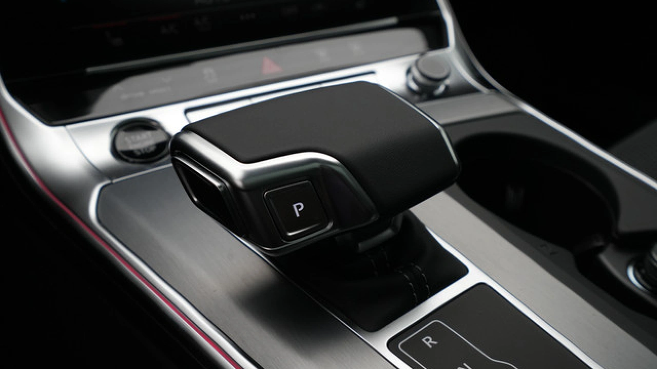 Audi A6 Avant 50 TFSI e quattro 299 S tronic S edition Competition