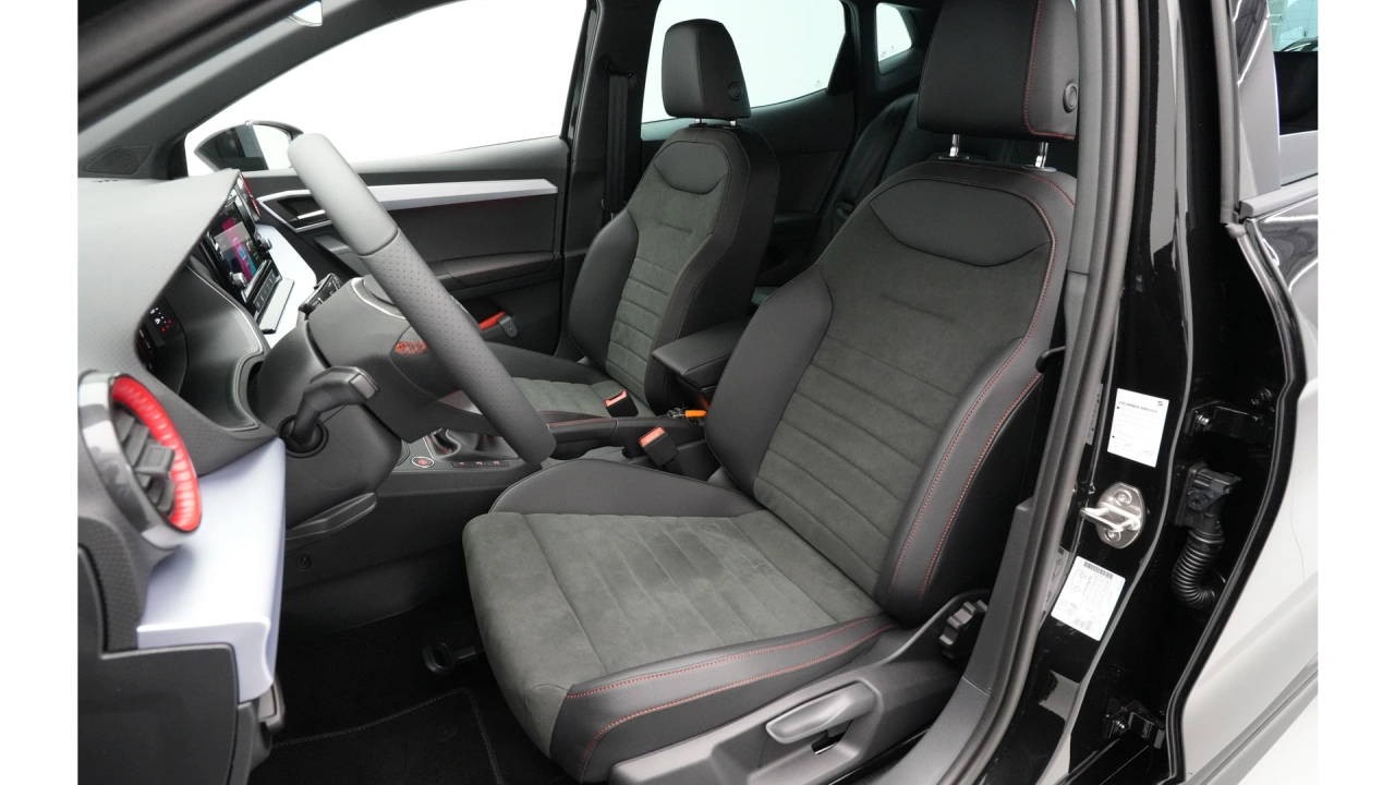 SEAT Ibiza 1.0 EcoTSI 95 5MT FR Business Connect