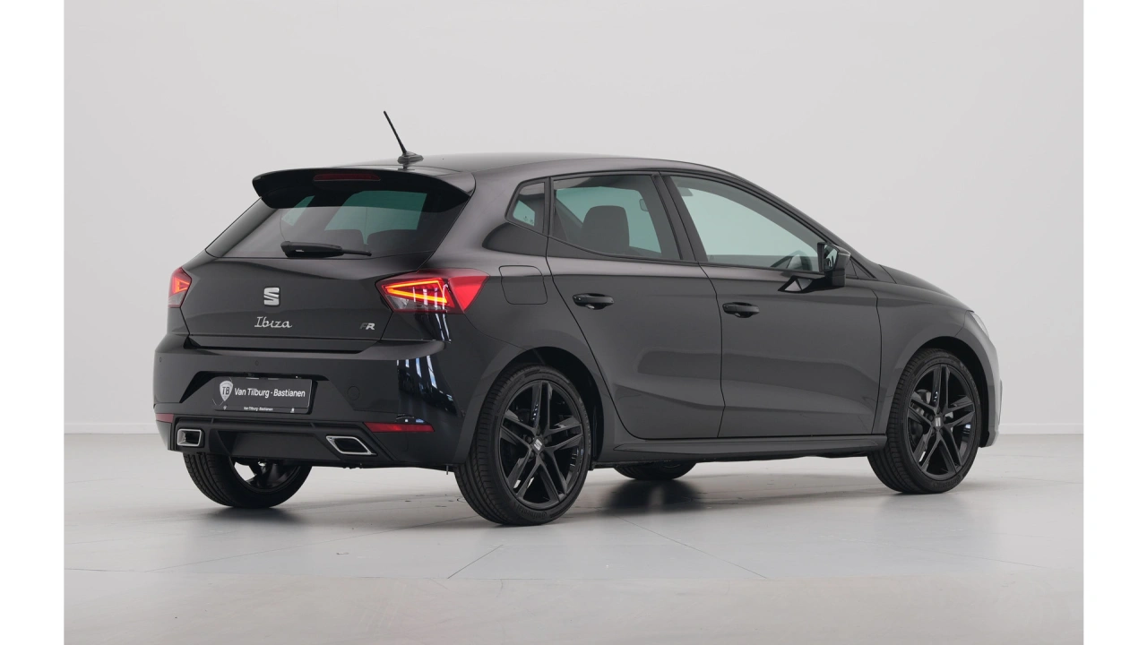SEAT Ibiza 1.0 EcoTSI 95 5MT FR Business Connect