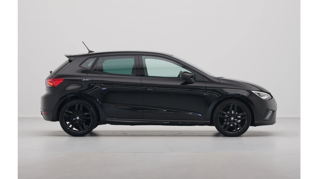 SEAT Ibiza 1.0 EcoTSI 95 5MT FR Business Connect