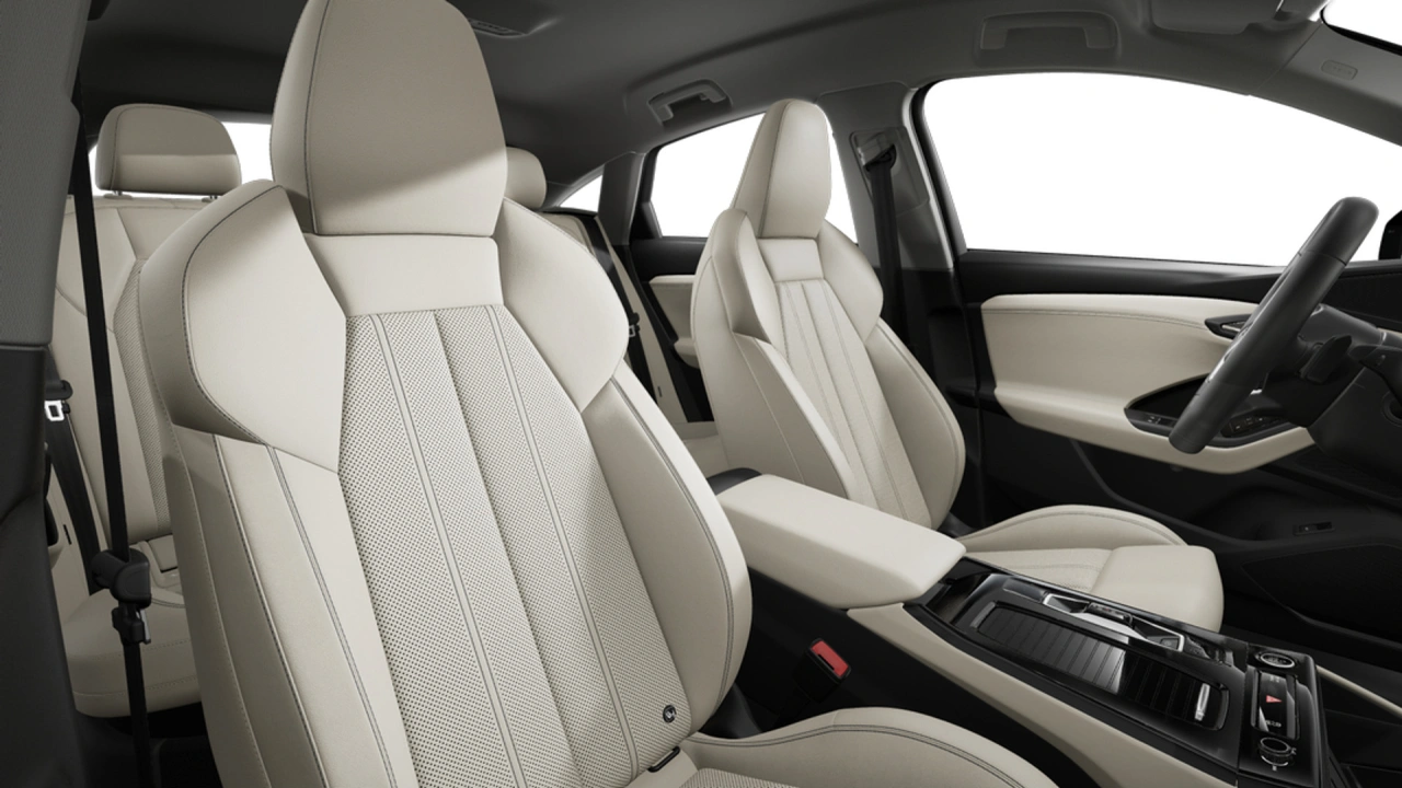 Audi Q6 Sportback e-tron performance 306 1AT Advanced edition