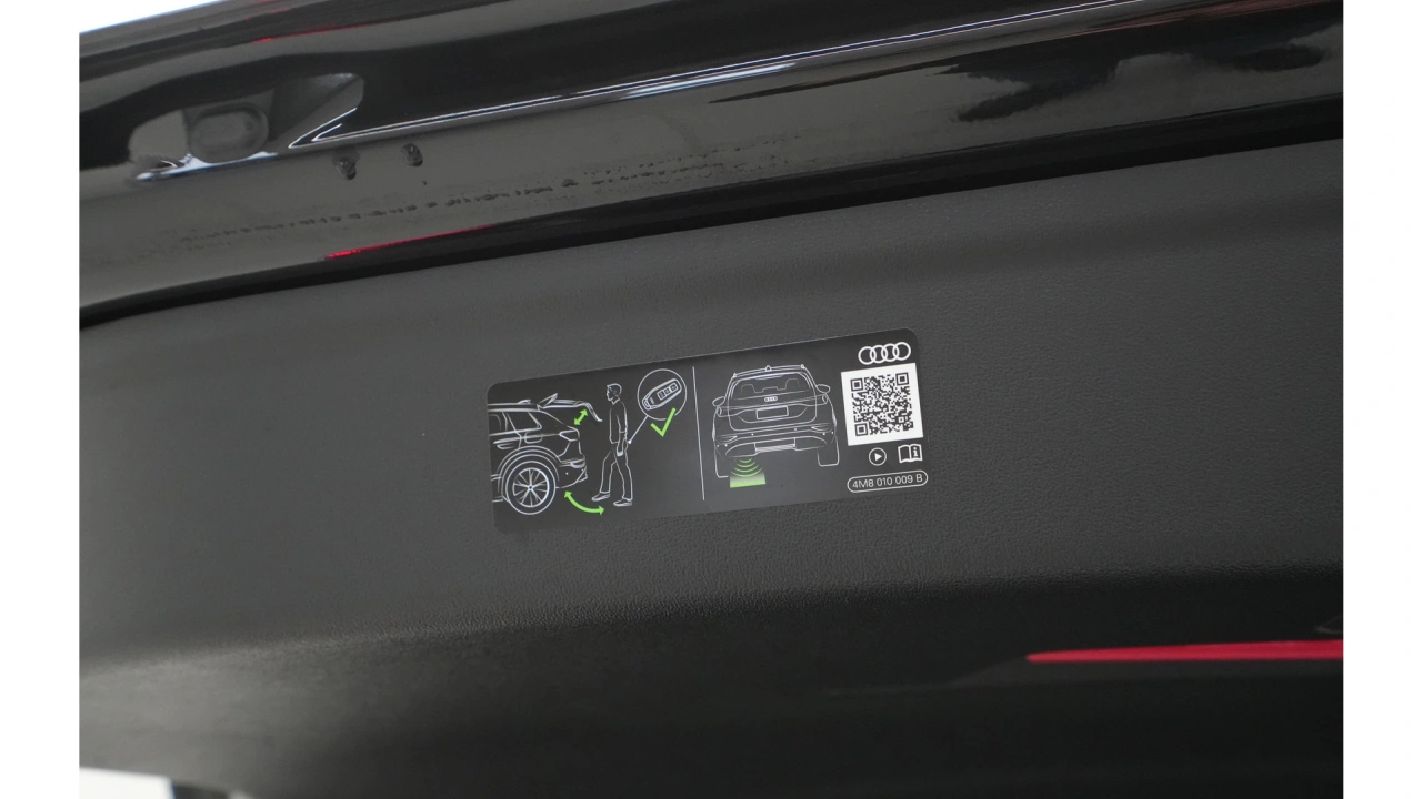 Audi A6 Sportback e-tron 367 1AT S edition