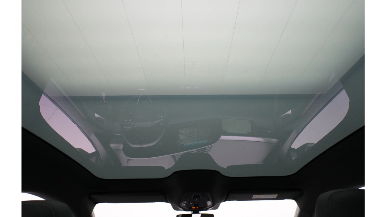 Audi A6 Sportback e-tron 367 1AT S edition