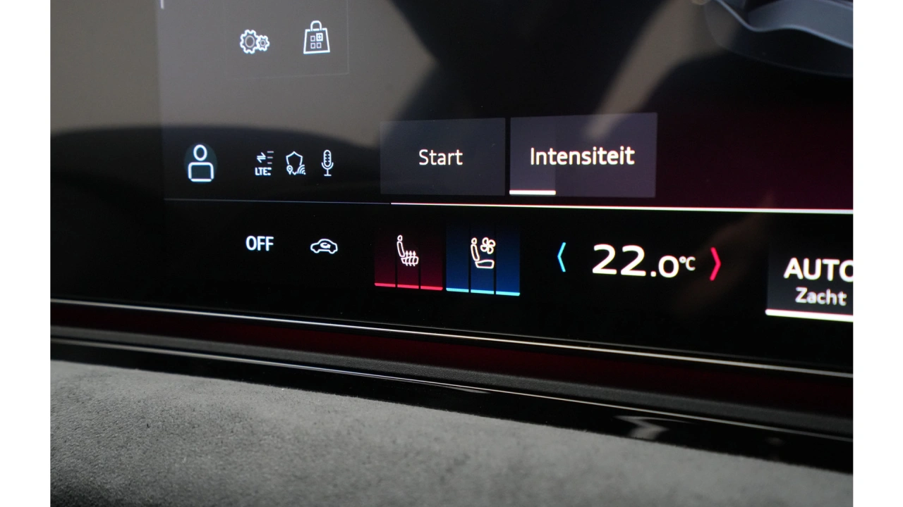 Audi A6 Sportback e-tron 367 1AT S edition