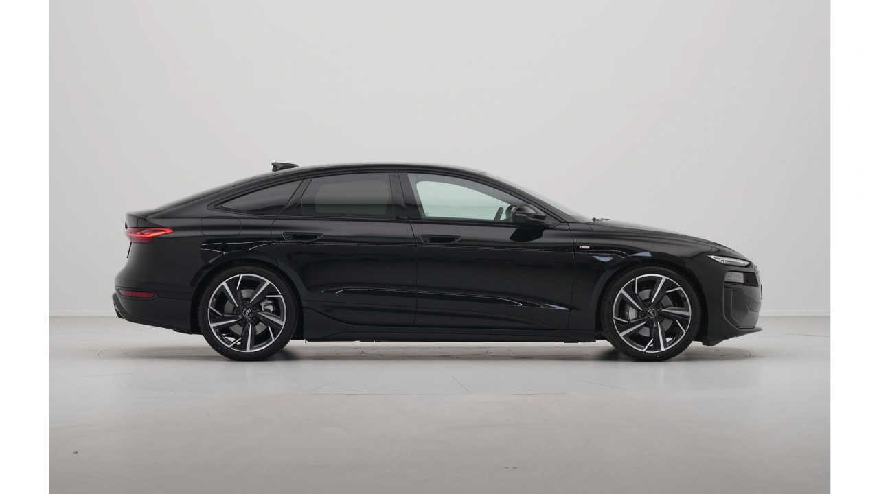 Audi A6 Sportback e-tron 367 1AT S edition