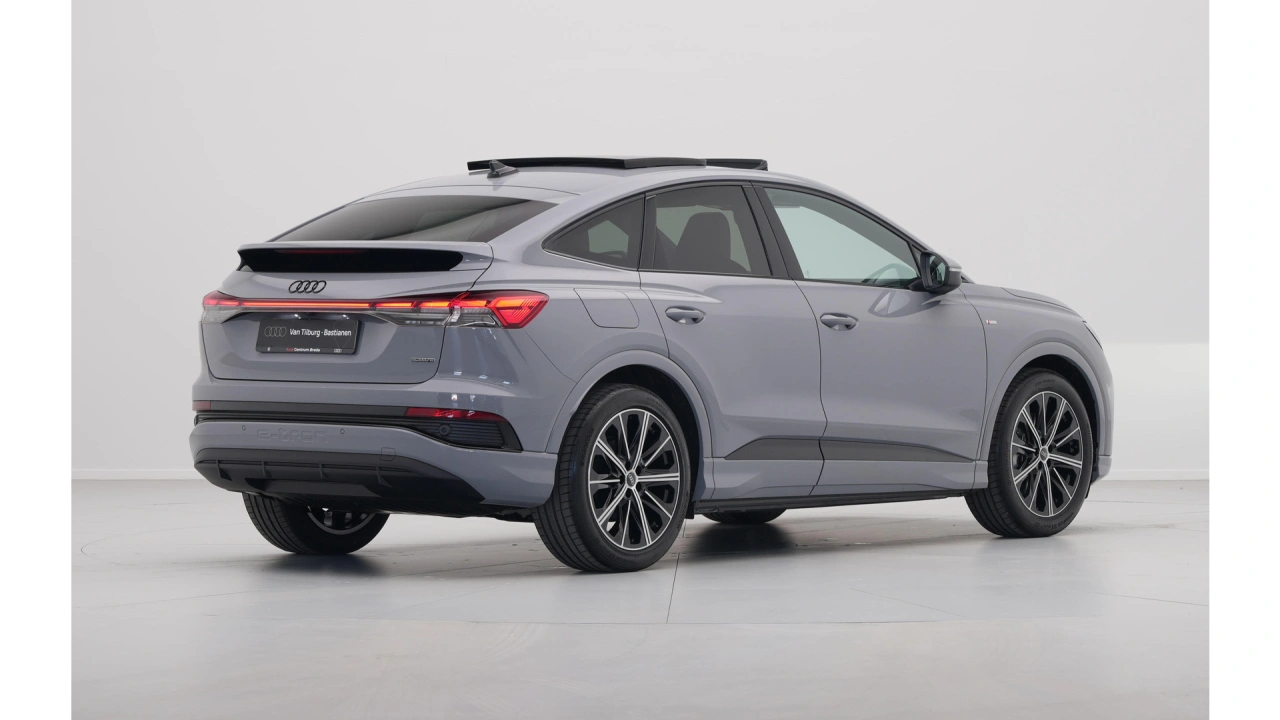 Audi Q4 Sportback e-tron Q4 Sportback 45 e-tron quattro 286 1AT S edition