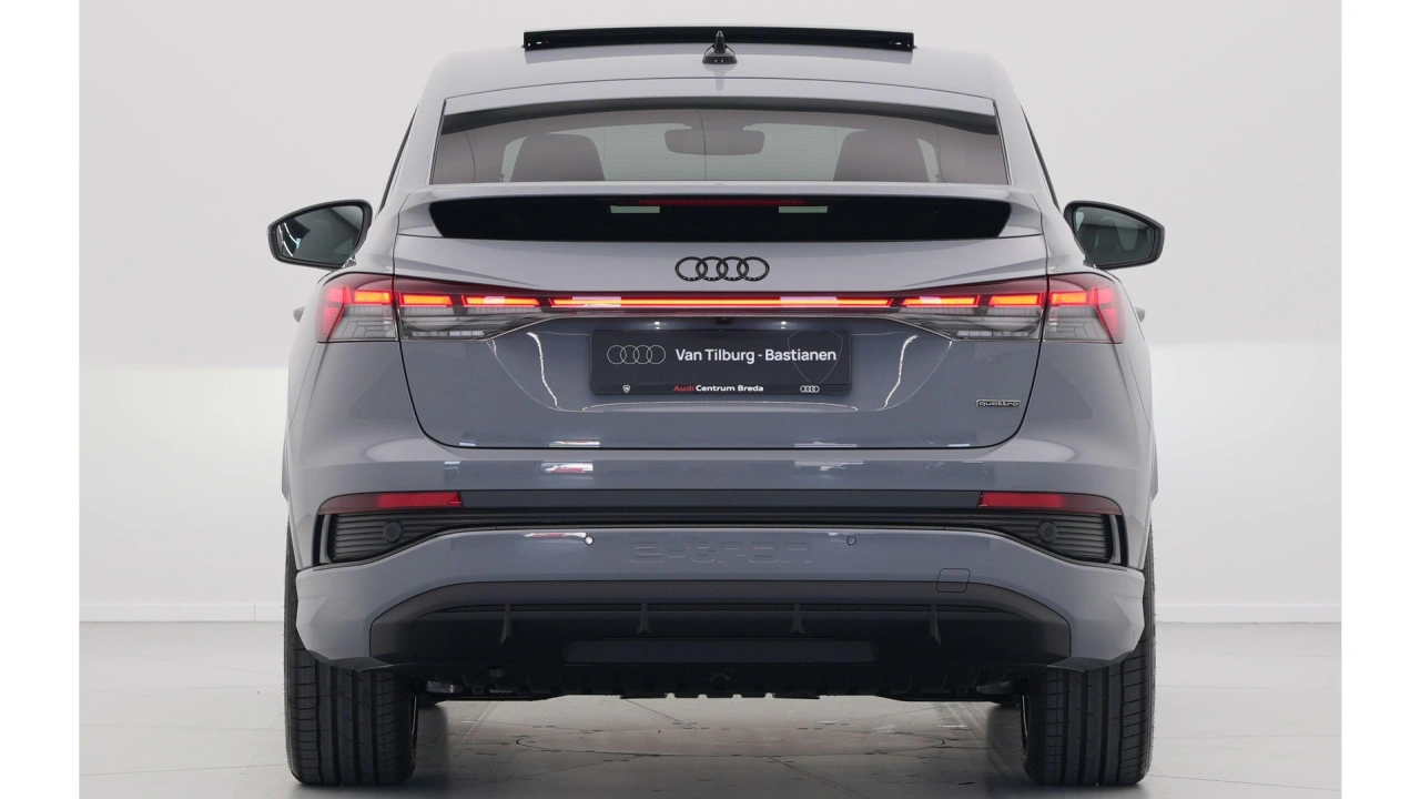 Audi Q4 Sportback e-tron Q4 Sportback 45 e-tron quattro 286 1AT S edition