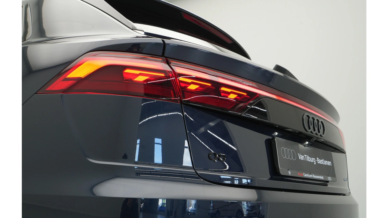 Audi Q8 55 TFSI e 394 Tiptronic Pro Line S