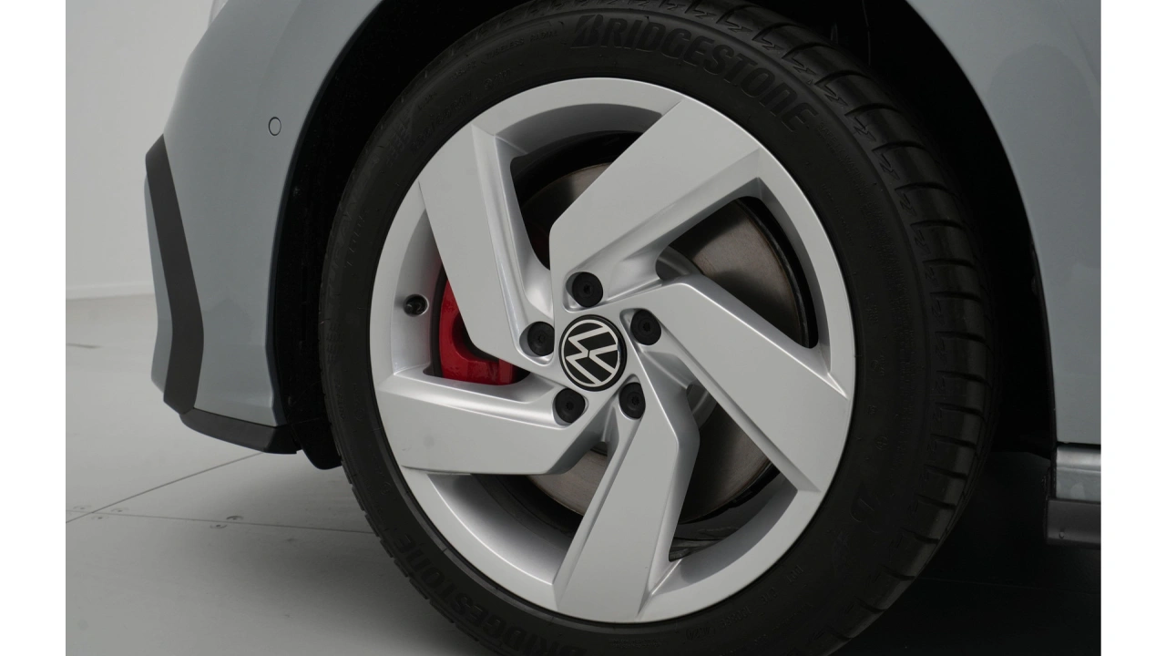 Volkswagen Golf 1.5 eHybrid 272 6DSG GTE