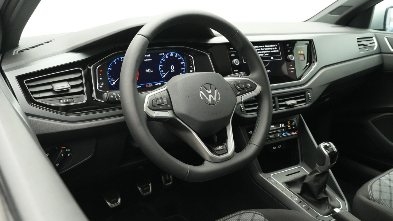 Volkswagen Polo 1.0 TSI 95 5MT R-Line Edition