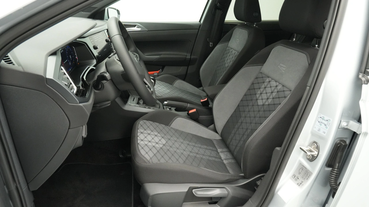 Volkswagen Polo 1.0 TSI 95 5MT R-Line Edition