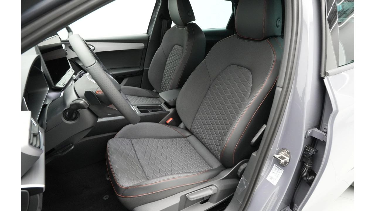 SEAT Leon Sportstourer 1.5 TSI eHybrid 204 6DSG FR Business