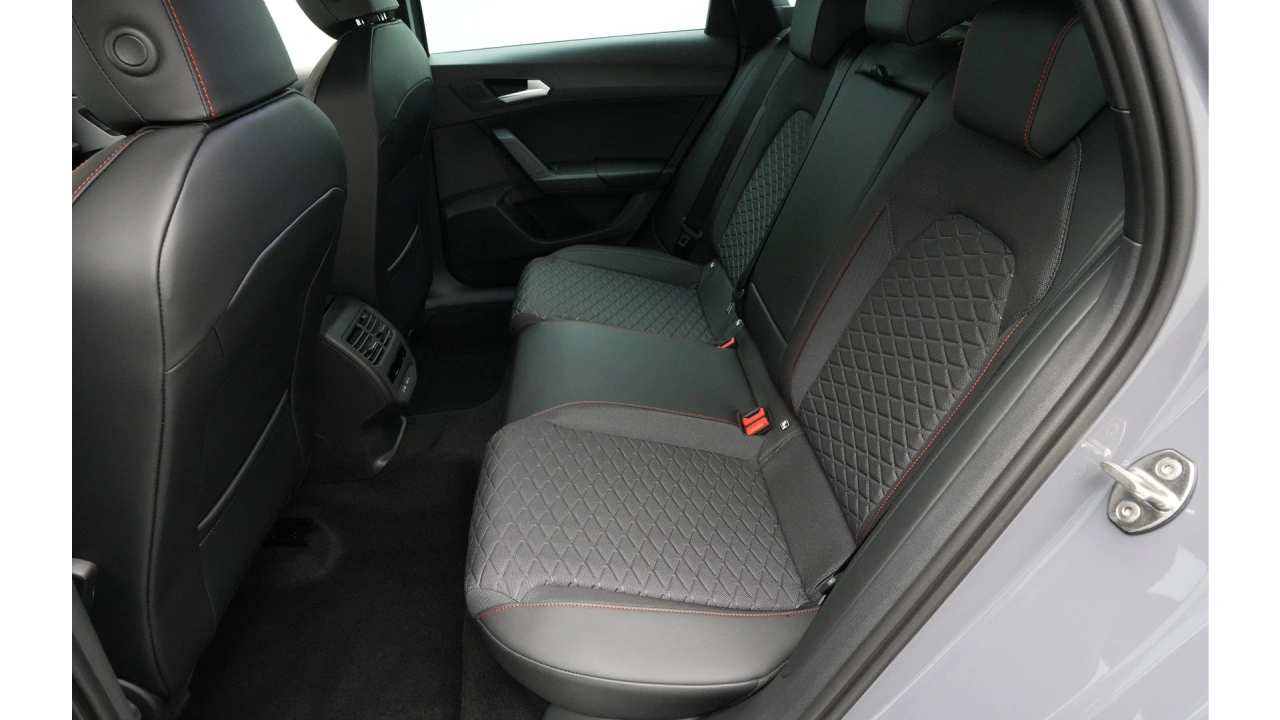 SEAT Leon Sportstourer 1.5 TSI eHybrid 204 6DSG FR Business