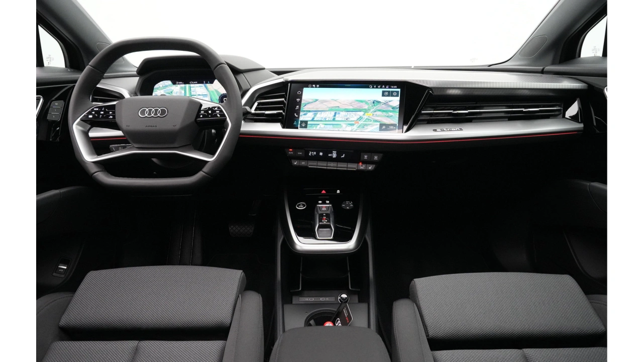 Audi Q4 e-tron Q4 45 e-tron quattro 286 1AT Advanced edition