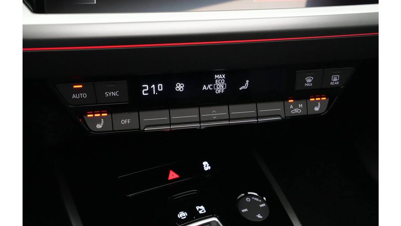 Audi Q4 e-tron Q4 45 e-tron quattro 286 1AT Advanced edition