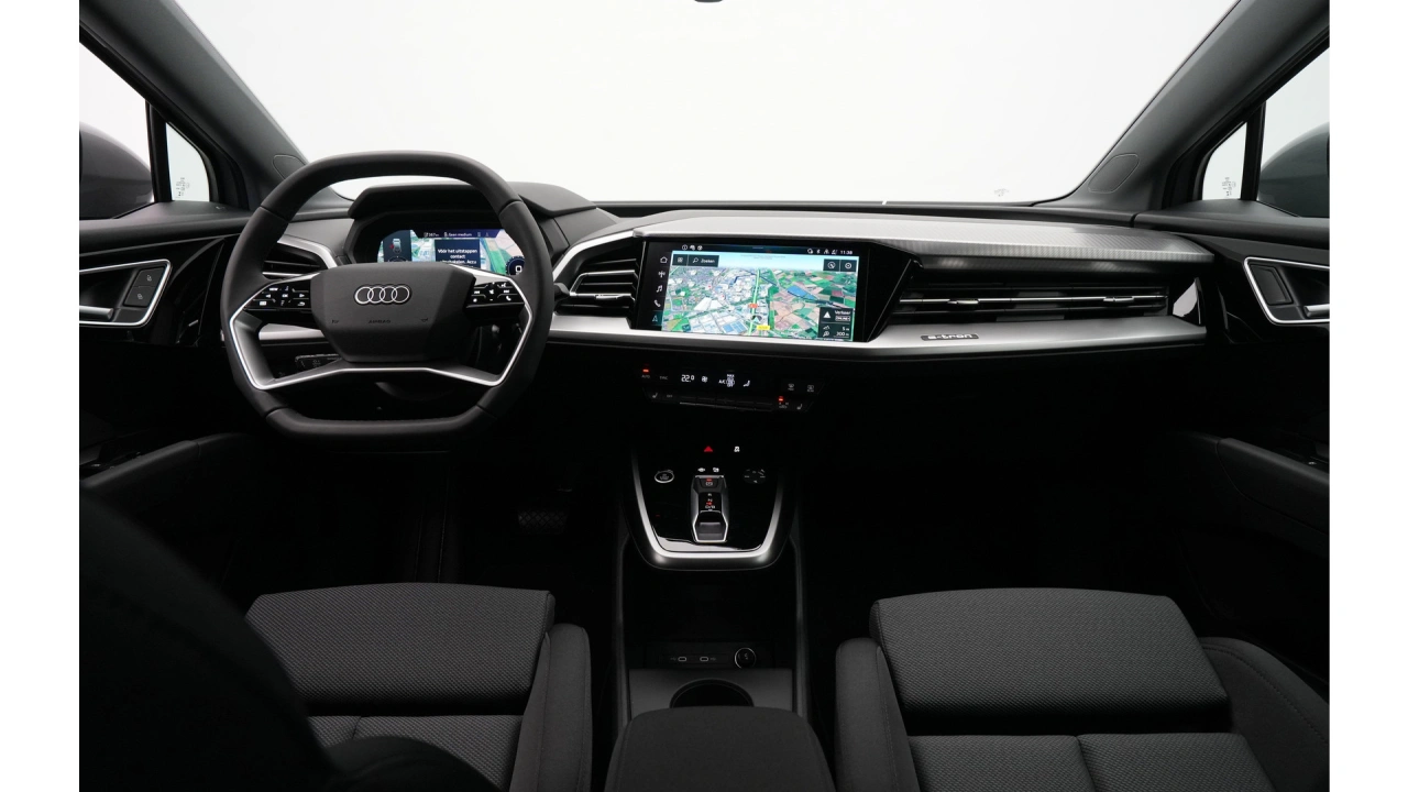 Audi Q4 e-tron Q4 45 e-tron quattro 286 1AT Advanced edition