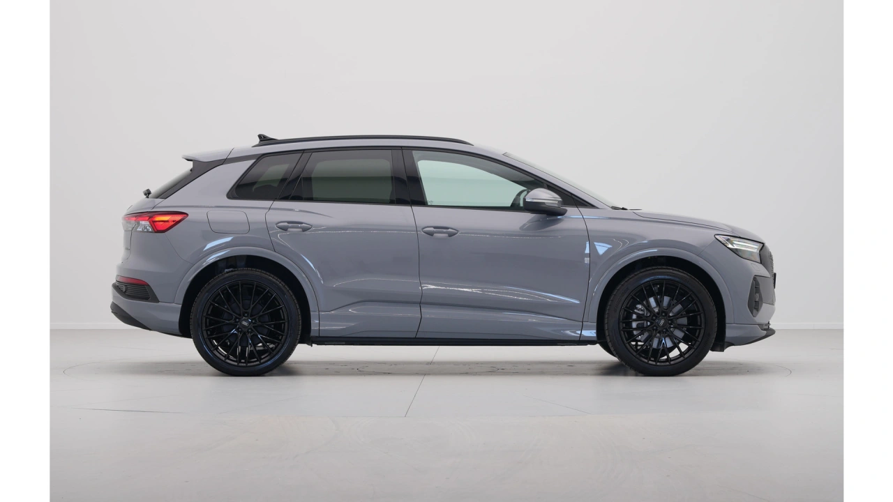 Audi Q4 e-tron Q4 45 e-tron quattro 286 1AT Advanced edition